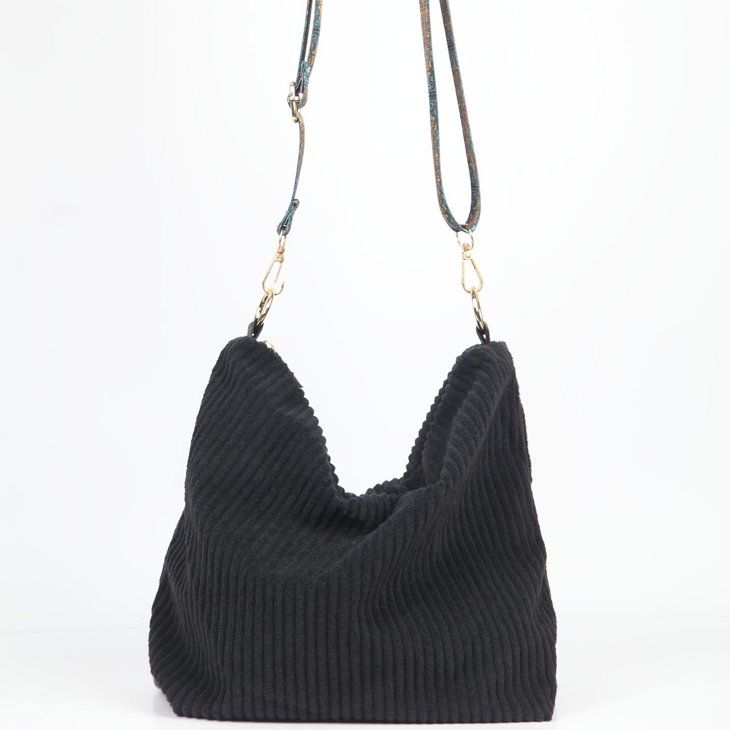 Bolsa de ombro em veludo cotelê