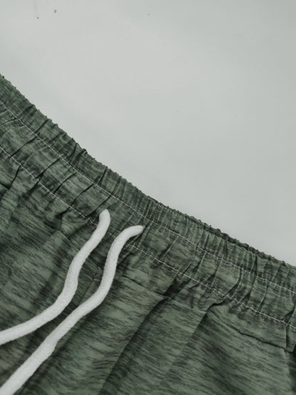 Shorts com padrão gráfico de estilo étnico